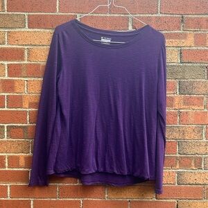 Long sleeve workout shirt